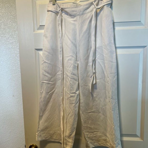 White wide leg linen pants - Picture 1 of 1